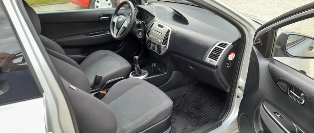 Hyundai i20 cena 11500 przebieg: 290000, rok produkcji 2009 z Oleszyce małe 211